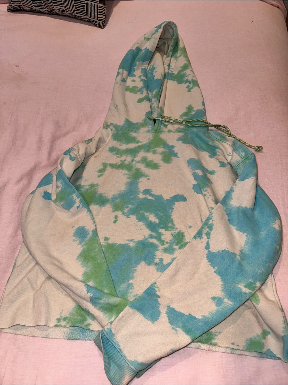 wild fable teal and light blue tie-dye hoodie